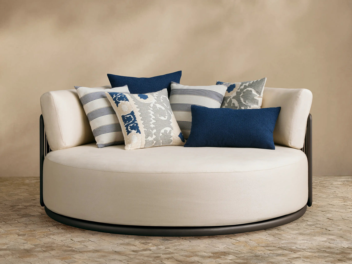 Lisbon Outdoor Daybed