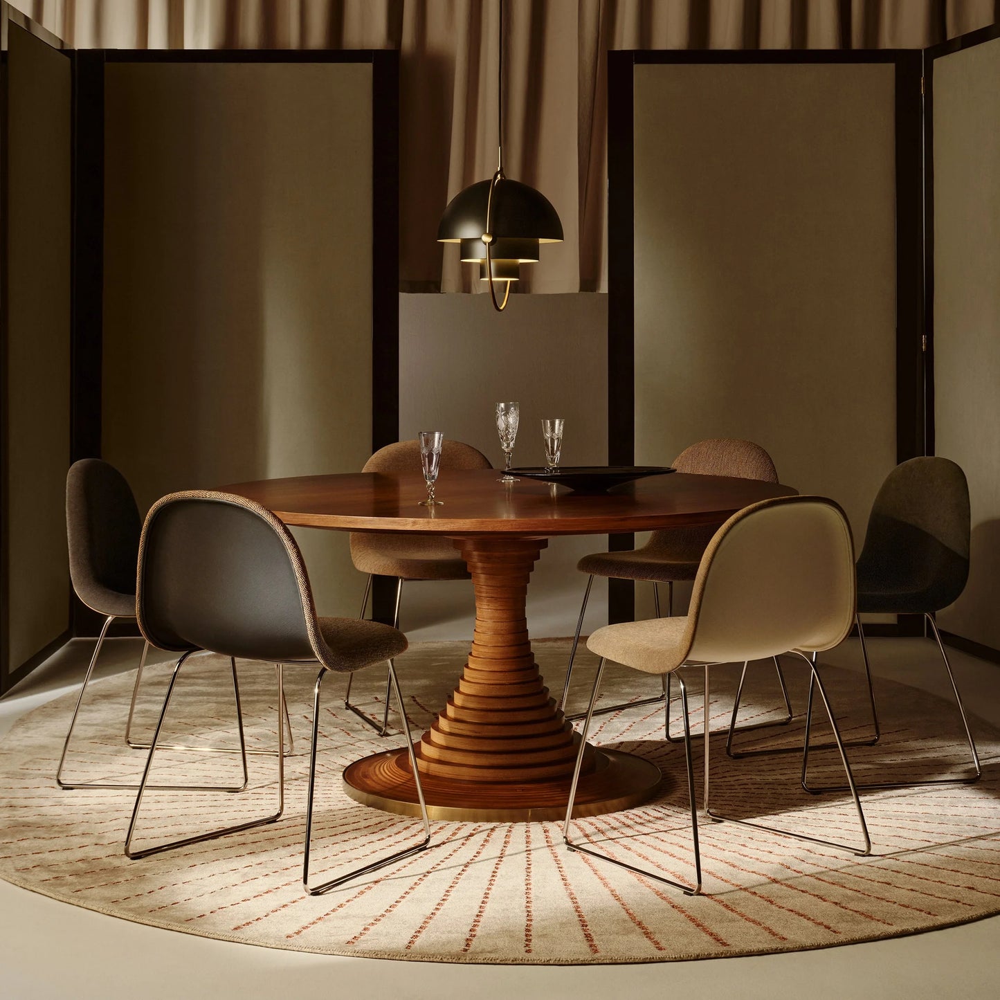 Tavolo a Dischi Dining Table
