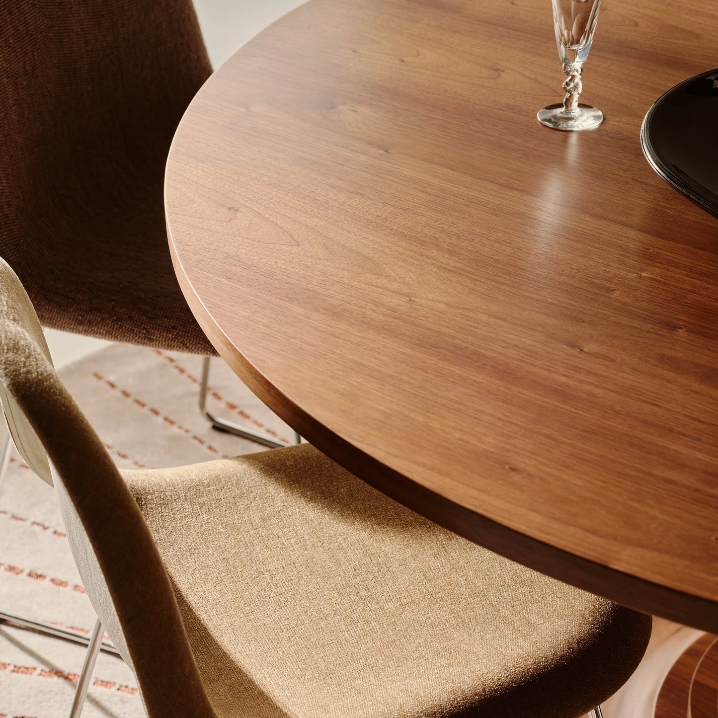 Tavolo a Dischi Dining Table